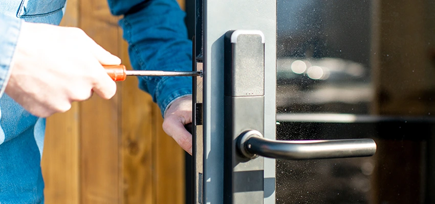 Aluminium Door Lock Replacement in Burlingame, California