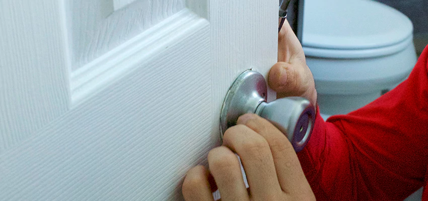Vintage Door Knob Replacement in Burlingame, CA